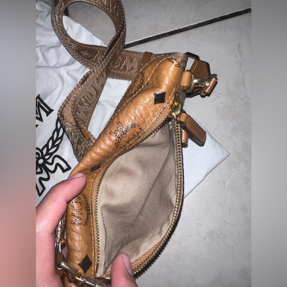 MCM Crossbody Small Bag - Picture 5 of 11